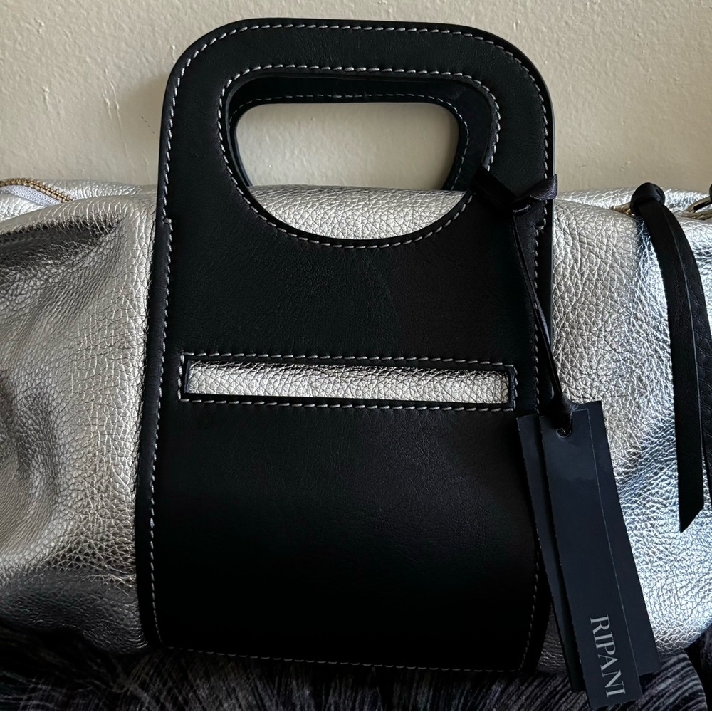NEW ELEGANT RIPANI “SUPERB BY VALENTINA”                  ITALIAN LEATHER BAG